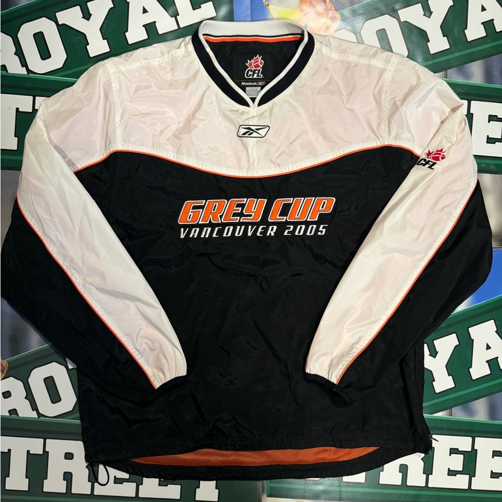 Vintage grey cup 2005 windbreaker pullover